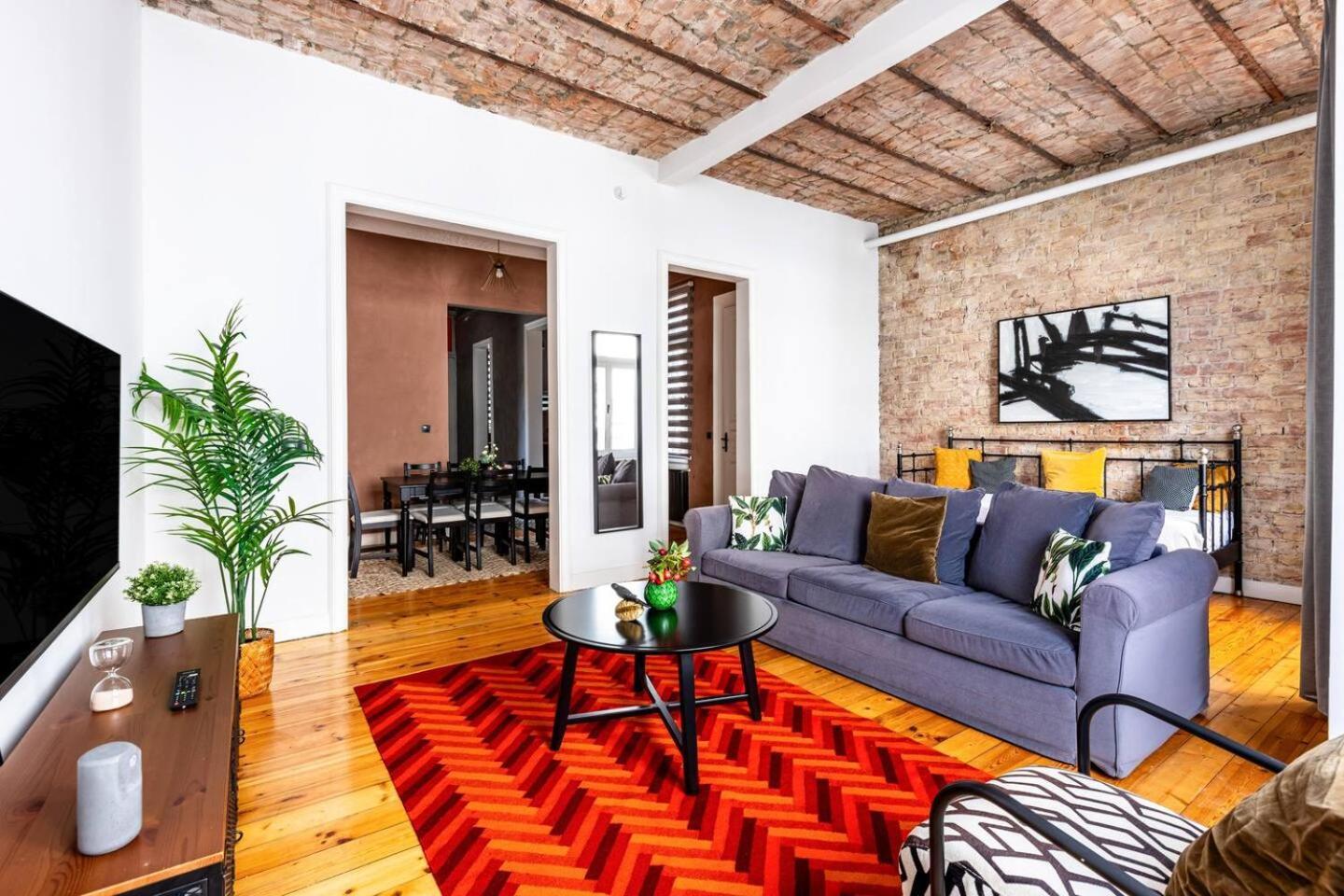 Charming Rustic 2bd2bath Heart Of Taksim! #364 * Istanbul